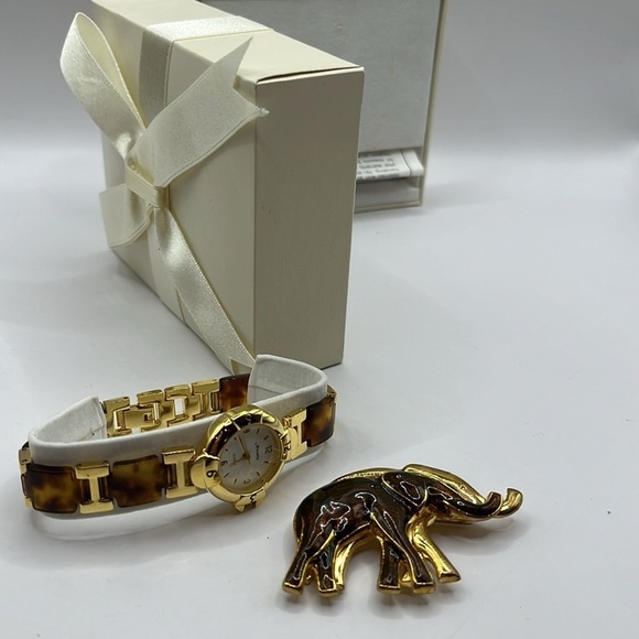 Elephant Novelle watch Faux Tortoise Gold Tone Link Watch  Pin Gift Set - Picture 9 of 10
